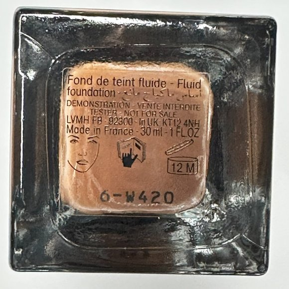 Givenchy Prisme Libre Skin-Caring Glow Foundation W420 - Picture 3 of 6
